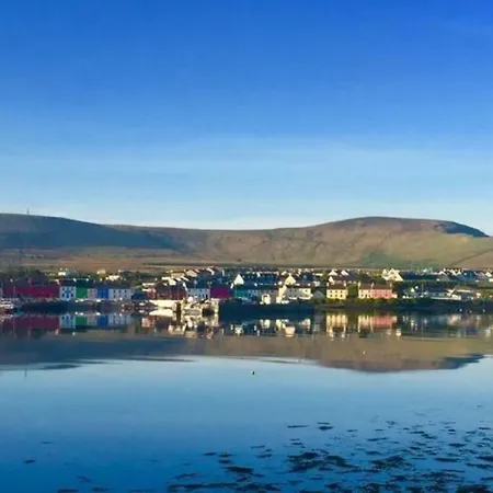 Curlew Apartman